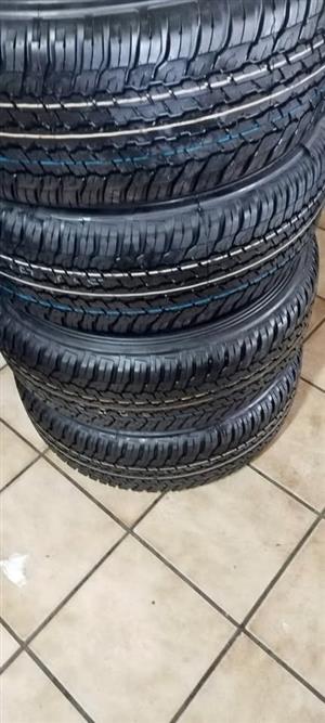 Dunlop Grandtrek AT25 (265/65/17) brand new set 