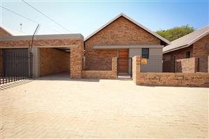 Spacious Three-bedroom Townhouse – To Rent - Potchefstroom