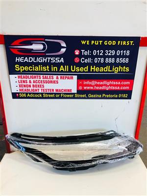 Range Rover Evoque right side headlight replacement lens