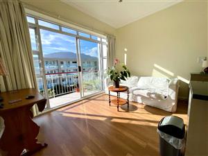 Apartment Rental Monthly in Beach Estate