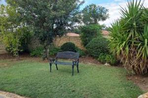 Vaaloewer – Tranquil Riverside Living with Boat Permit Included