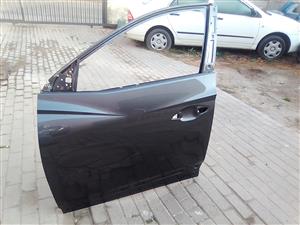 2022 HYUNDAI TUCSON LEFT FRONT DOOR SHELL FOR SALE. IN PRISTINE CONDITION 