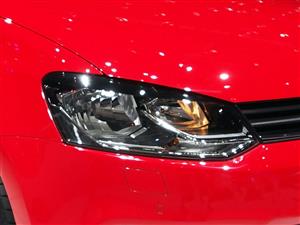 VW Polo 2015+ Trendline Replacement Headlight (RHS) with socket
