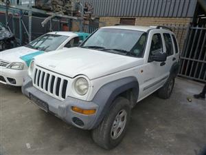 Jeep Cherokee 4x4 Sport  2.4 Petrol Manual White - 2002 SPARESBOYZ STRIPPING