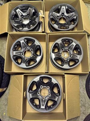 16inch Totota Landcruiser original new mags set 