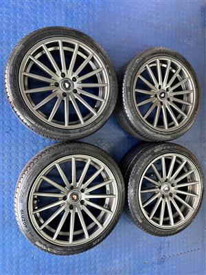 19 INCH VOSSEN DESIGN RIM SET +TYRES PRE-OWNED