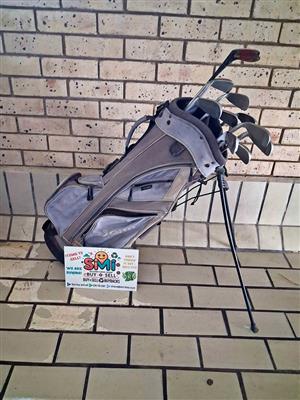 JAXX GOLF SET WITH STAND BAG