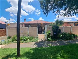 House For Sale in Forest Hill