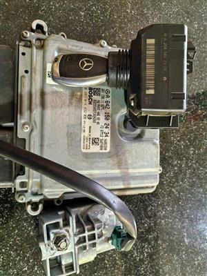 For sale Mercedes w204 C320 cdi Lockset. Engine code 642