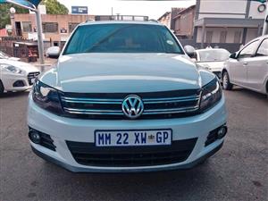 2015 VOLKSWAGEN TIGUAN 2,0 TDI ENGINE CAPACITY