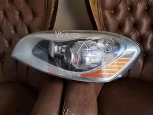 Volvo XC60 2012 Left Xenon headlight for sale