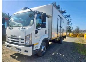 2018 Isuzu FRR 600 van body for sale