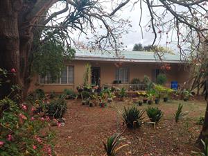 Beautiful rural views and fresh country air in Kruisrivier.