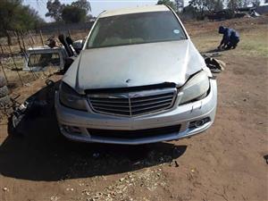 W204 mercedes stripping for spares