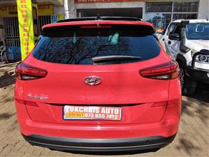 Hyundai Tucson 2.0 Elite  2020 Red Petrol  Keyless  68000km Leather interior  Sunroof