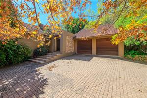 House For Sale in Gallo Manor
