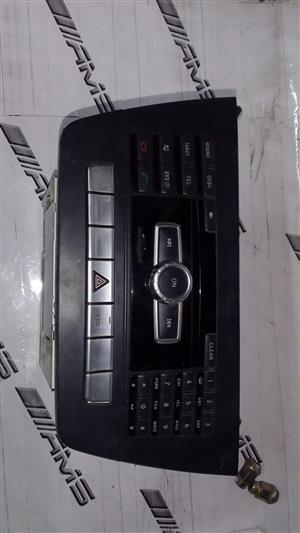 Mercedes-Benz W204 Facelift Radio Multimedia Head Unit | C-Class 2012-2014