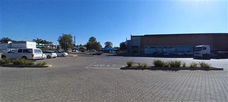 Retail Rental Monthly in Driehoek