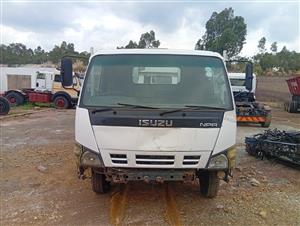 Isuzu npr 500 stripping for spares 