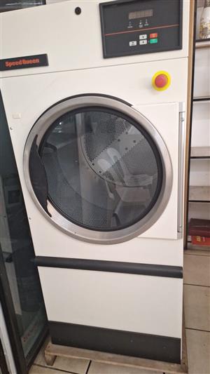 Speed Queen commercial  Dryer