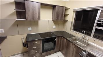 Beautiful 2 Bedroom Apartment in Meerensee. Walking Distance to the Beach