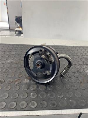 Ford Fiesta 1.6 Power steering pump for sale (FYDB)