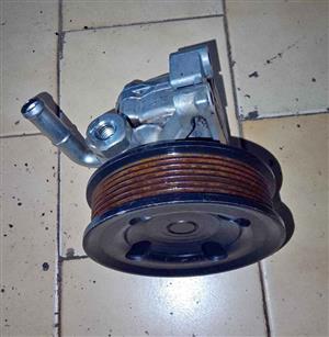 Toyota Quantum 2kd power steering pump