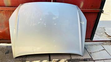 VW POLO VIVO BONNET