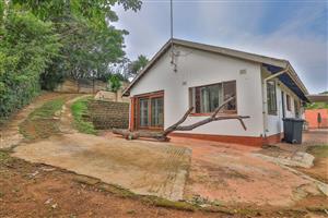 House For Sale in Amanzimtoti