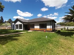 Modern 3-Bedroom Family Home with Borehole