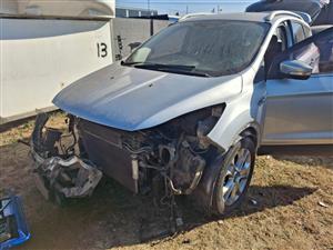 Stripping 2015 Ford Kuga 1.5 automatic