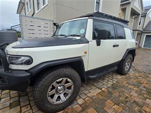Fj Cruizer 2015