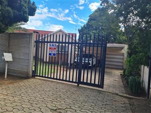 House For Sale in Berton Park