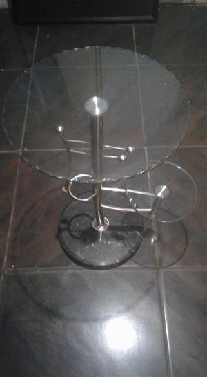Glass pot plant stand
