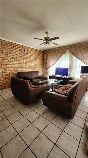 House Rental Monthly in Ninapark
