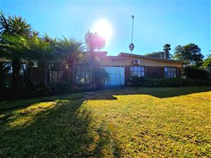 Residential property with Business opportunity, for sale in Louis Trichardt!