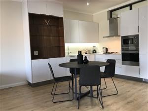 Central Square- one bedroom high up apartment to let