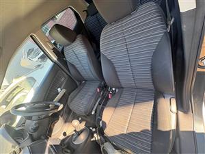 Mazda 2 2008-2015 seats