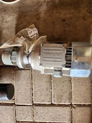 Bonfiglioli motor with pump for sale