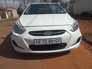 Used 2017 Hyundai Accent sedan 1.6 Motion
