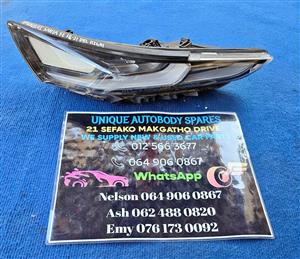 Hyundai Santa Fe Headlight Right DRL 18-21