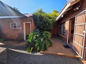 House For Sale in Memorial Road Area