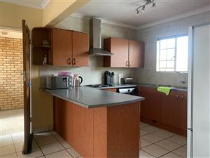 Stunning 2-bedroom apartment to let in Noordwyk, Midrand - modern living in a prime location!