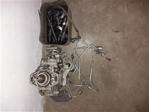 Hi got a 2.5 Isuzu diesel pomp with injektors and pyps to sale
