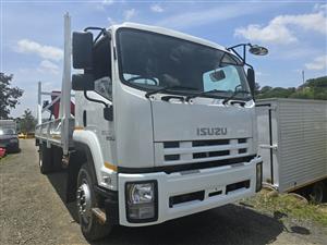 T836- 2012 ISUZU FTR850 DROPSIDE BODY TRUCK + PALFINGER CRANE