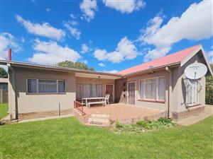 House For Sale in Ladybrand