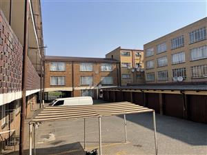 2 Bedroom Apartment in Vereeniging Central