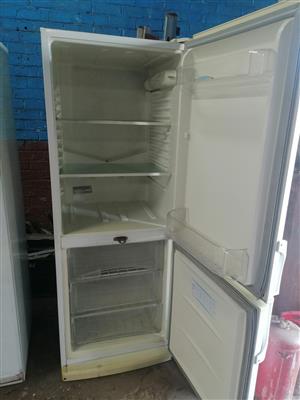 Selling my fridge