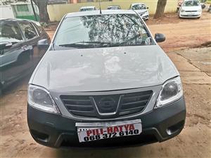 2011 NISSAN NP200 1.6 MANUAL