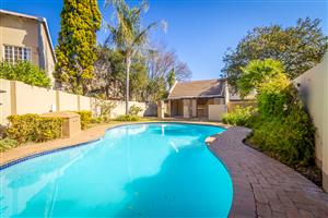 Stunning 3-bedroom apartment in Paulshof, Sandton, offering modern living and prime location—your dr